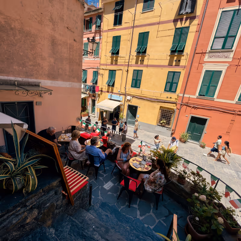 The narrow streets of Vernazza